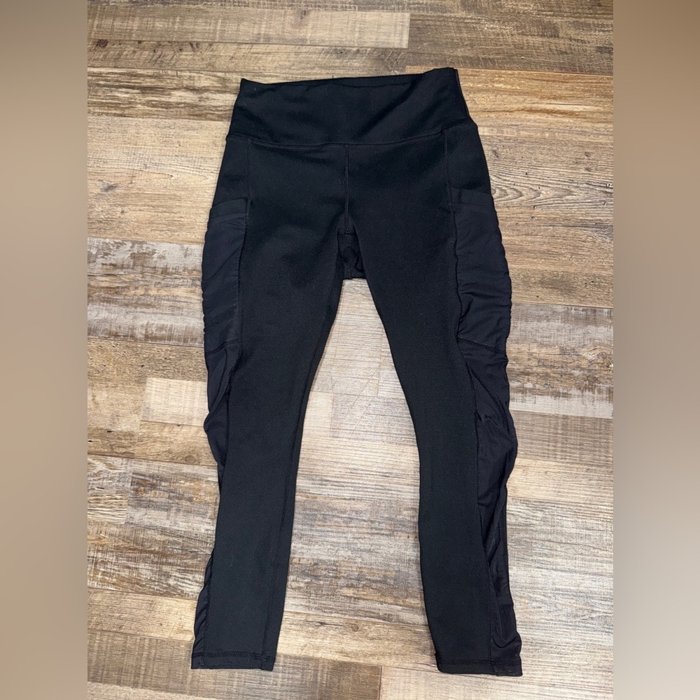 Fabletics Black High Waisted Leggings Side Mesh Pockets Womens Small